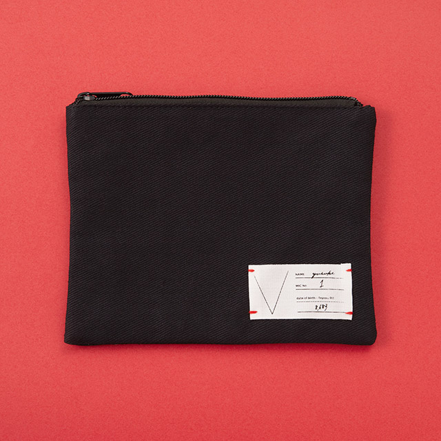 ポーチ 佐藤友祐